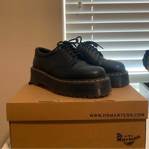 Dr. Martens Unisex 8053 Quad Platform Shoes Black Polished Smooth, 9 Women/8 Men